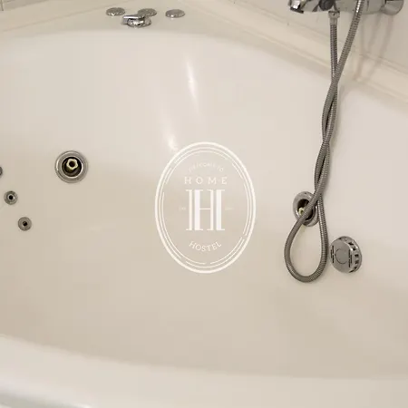 Hostel-Home